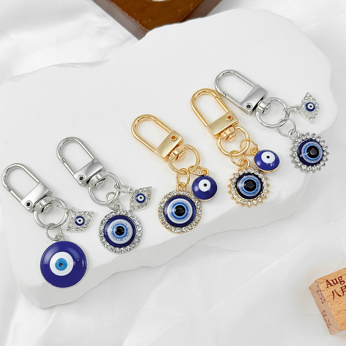 keychain eyelash Metal Evil Ey - Men Accessories Evil Eye ulasan dan harga